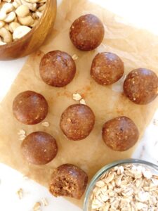 シナモンロール風エナジーボールのレシピ_4
